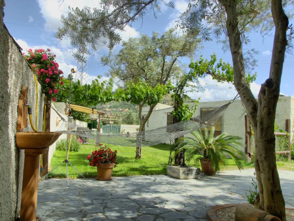 Casa Vacanze Borgo Borghese SantʼAlessio Siculo Exteriér fotografie